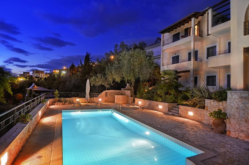 Niriides Luxury Sívota